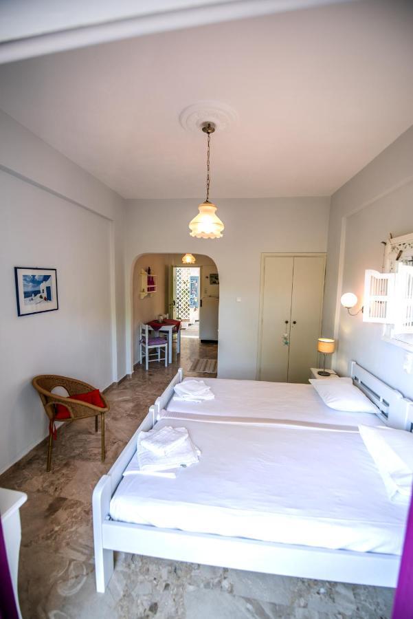 Stella Studios Poros Town ภายนอก รูปภาพ