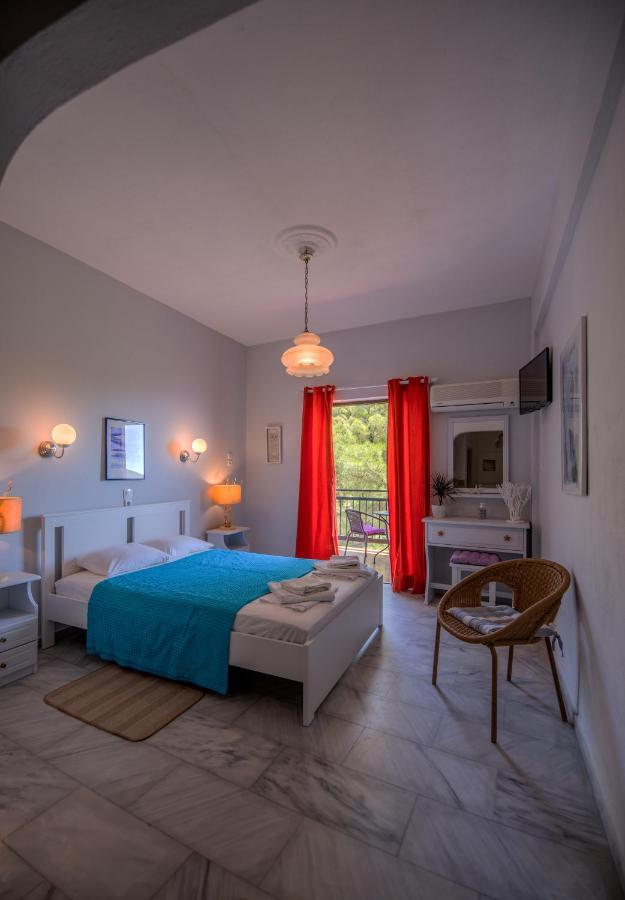Stella Studios Poros Town ภายนอก รูปภาพ