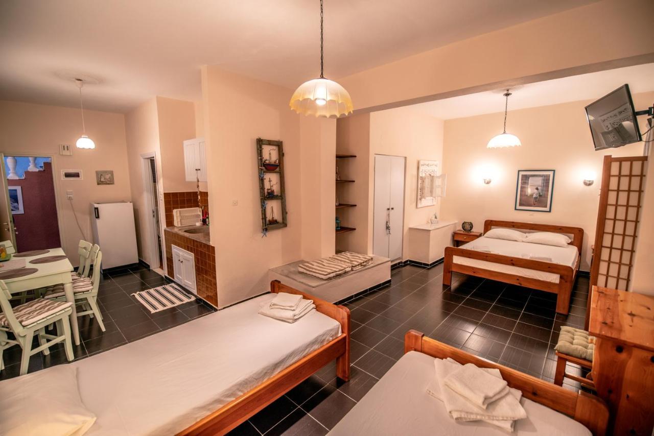 Stella Studios Poros Town ภายนอก รูปภาพ