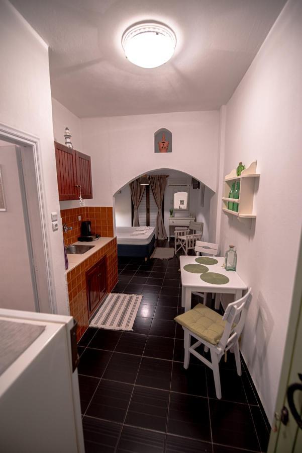 Stella Studios Poros Town ภายนอก รูปภาพ