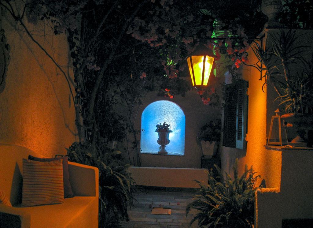 Stella Studios Poros Town ภายนอก รูปภาพ