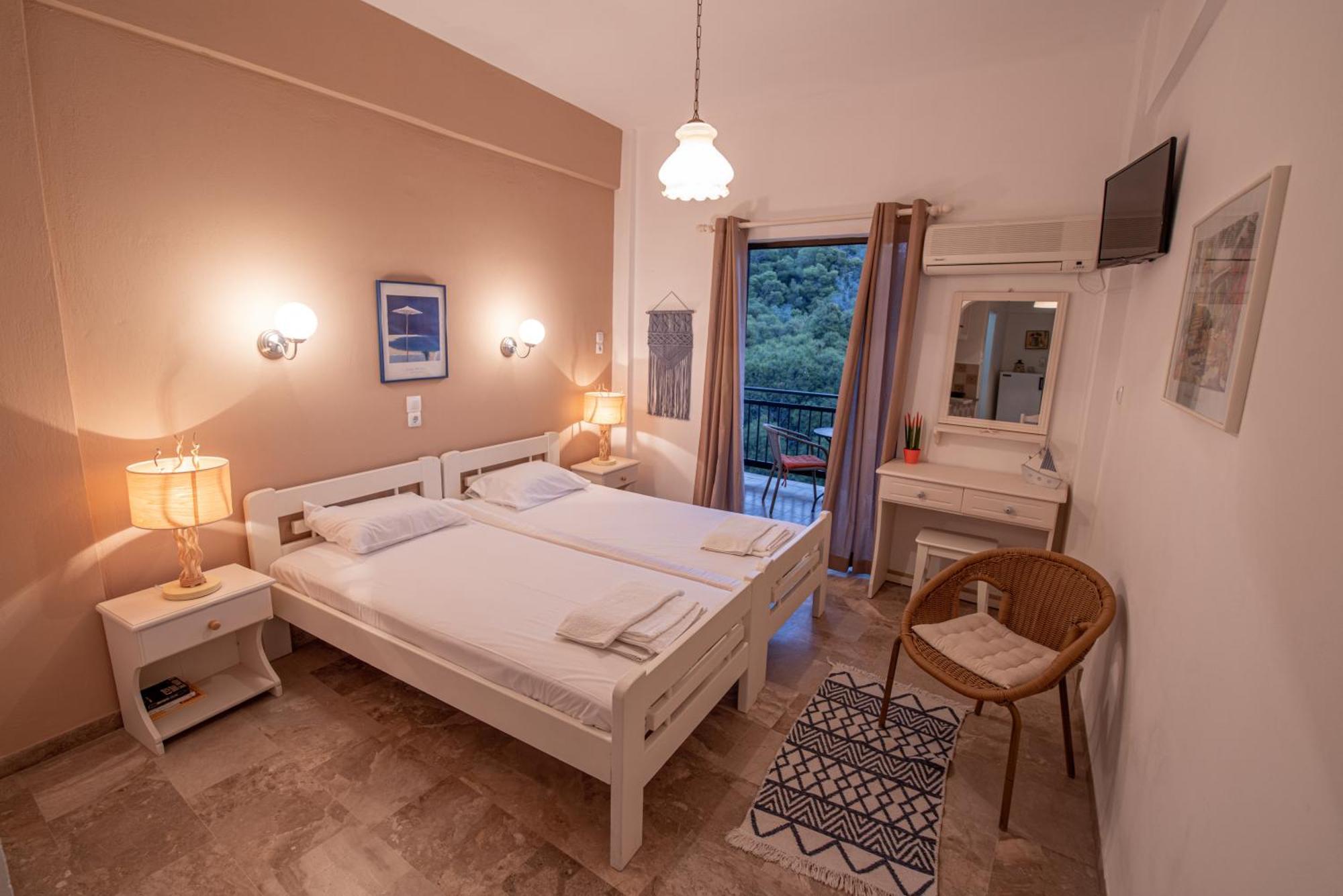 Stella Studios Poros Town ภายนอก รูปภาพ